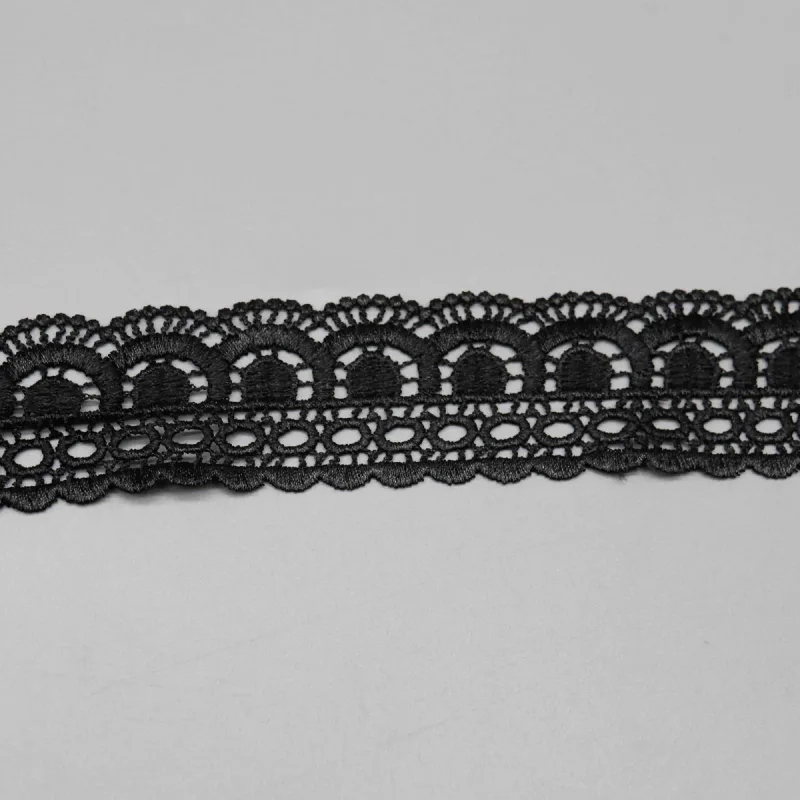 Elegant Scalloped Lace Trim for Garment Edging and Decoration, product detail view 3