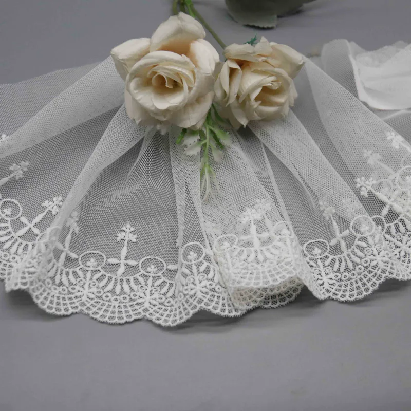 Elegant Floral and Geometric Lace Trim for Garment Embellishment, product detail view 3