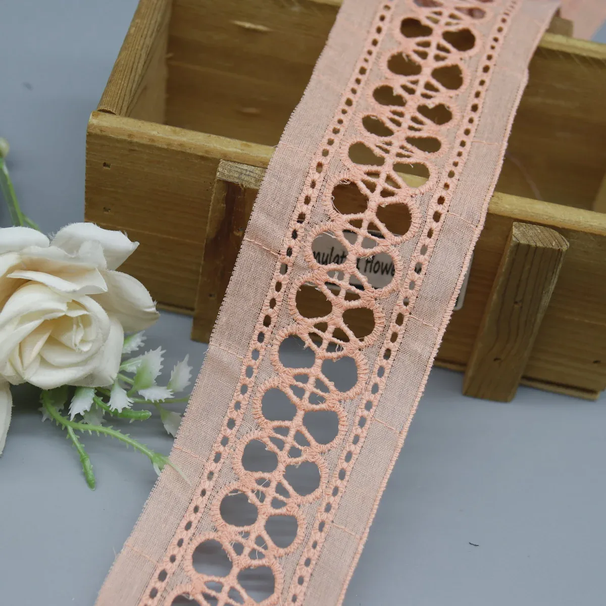Factory Direct Geometric Cotton Lace Trim for Apparel and Home Decor — product detail Factory Direct Geometric Cotton Lace Trim for Apparel and Home Decor — product detail