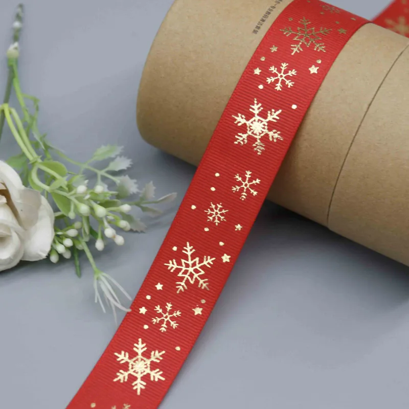 Cinta festiva estampada con lámina dorada para envolver regalos navideños, vista de detalle del producto 4