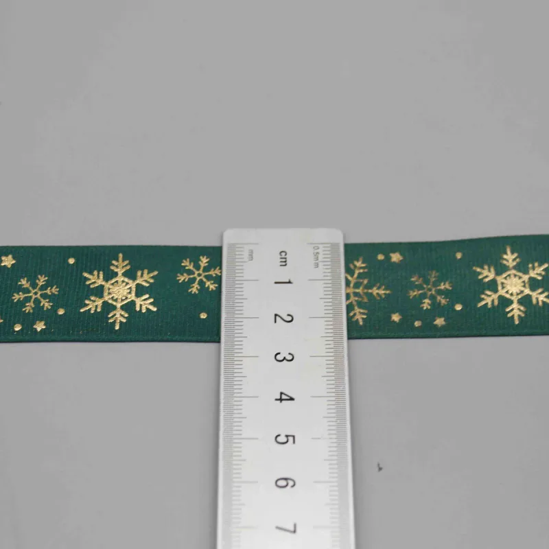 Cinta de grosgrain festiva para envolver regalos navideños, vista de detalle del producto 4