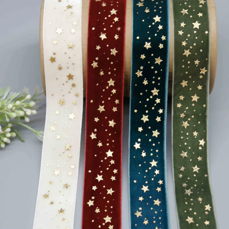 Cinta de terciopelo con estrellas dispersas para envolver regalos, vista de detalle del producto 7