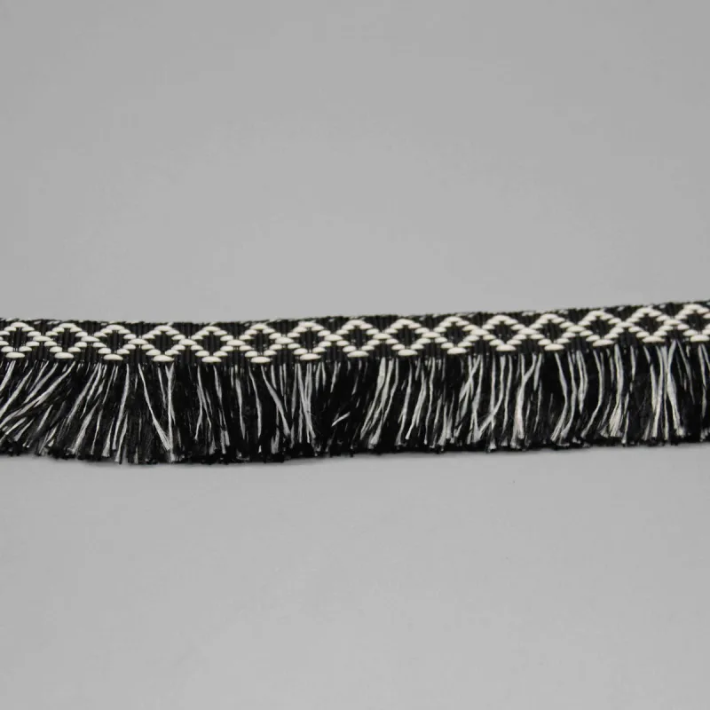 Tira de encaje con flecos y retícula de rombos, 100% poliéster, de 3.5cm, para moda bohemia, vista de detalle 2 del producto