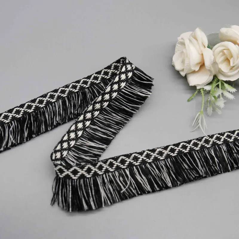 Tira de encaje con flecos y retícula de rombos, 100% poliéster, de 3.5cm, para moda bohemia, vista de detalle 3 del producto