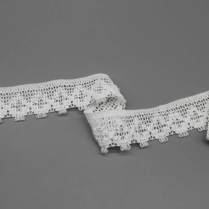 Tira de encaje de poliéster y algodón con bucles de ganchillo, de 3.7cm, para vestidos vintage, vista de detalle 3 del producto
