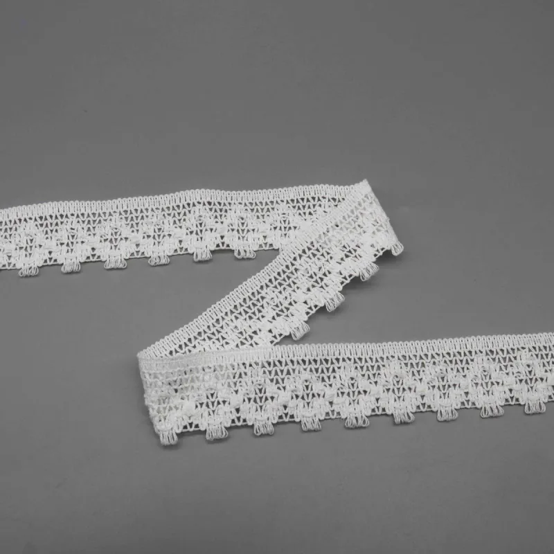 Tira de encaje de poliéster y algodón con bucles de ganchillo, de 3.7cm, para vestidos vintage, vista de detalle 4 del producto