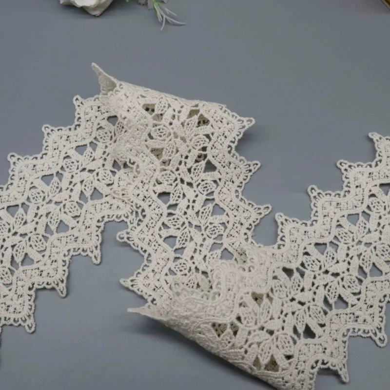 Bestickte Spitzenborte mit Rautengitter aus 100% Baumwolle, 9cm, für Wohndekoration im Boho- und Vintage-Stil, Produktdetailansicht 4