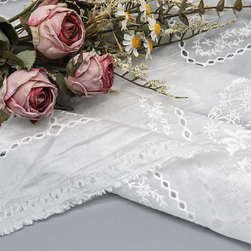 White Floral Cotton Eyelet Fabric YT-Q23580 — detail 6