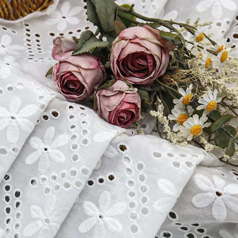 White Daisy Eyelet Fabric YT-Q23834 — detail 5