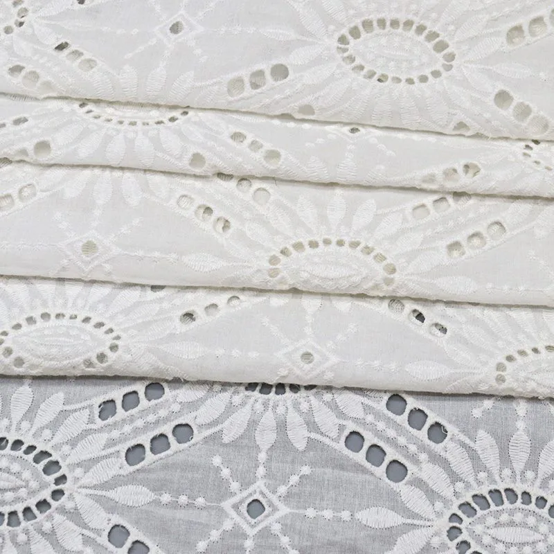 White Oval Medallion Eyelet Cotton Fabric YT-Q21470 — detail 3
