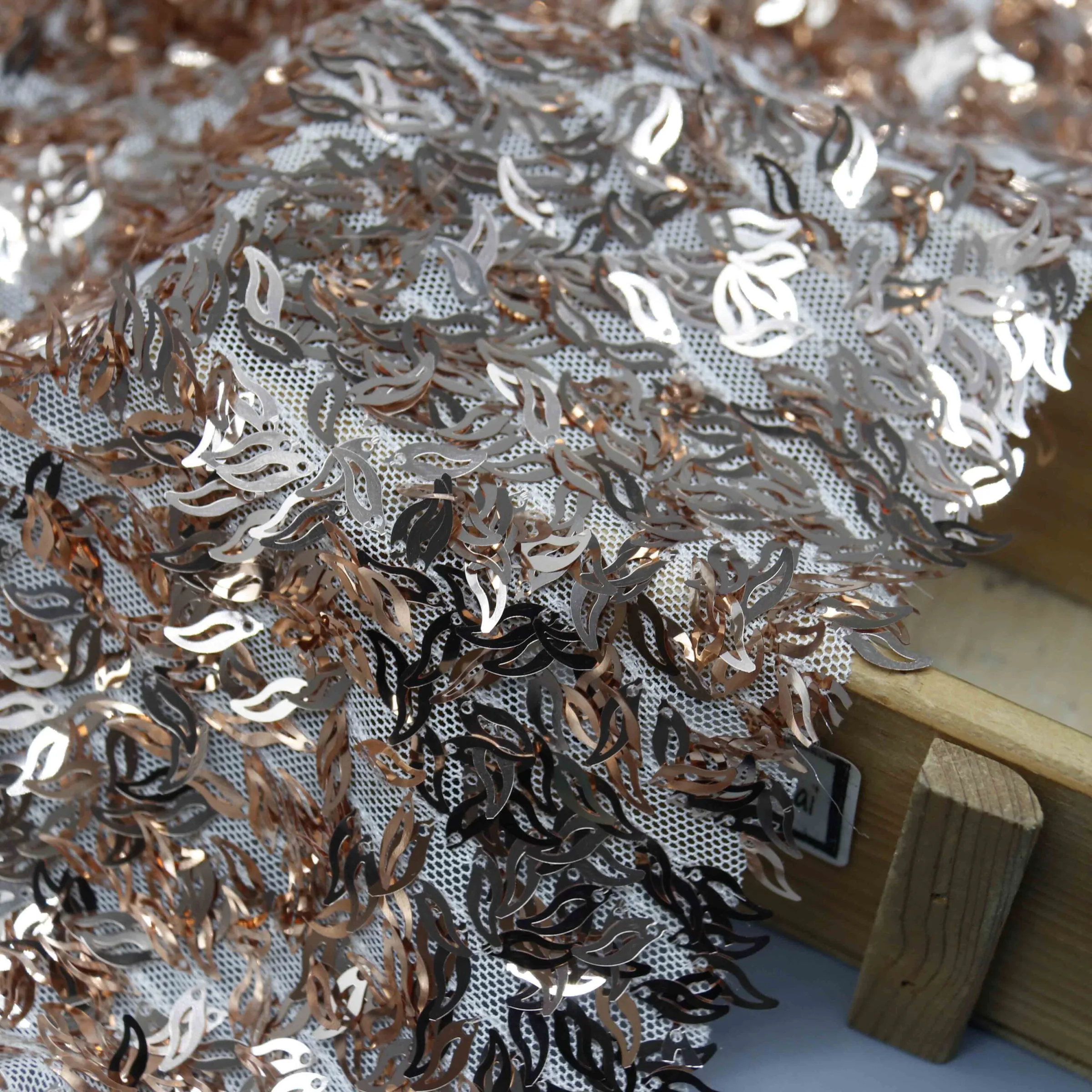 Reflective Leaf Sequin Mesh YT-20077-3