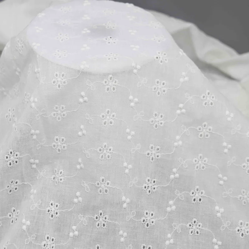 White Vine and Flower Eyelet YT26002 — detail 2