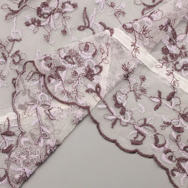 Rosa Netzstoff mit Blütenstickerei H882 — Detail 3