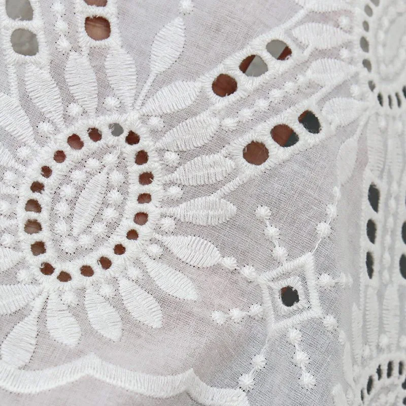White Oval Medallion Eyelet Cotton Fabric YT-Q21470 — detail 4