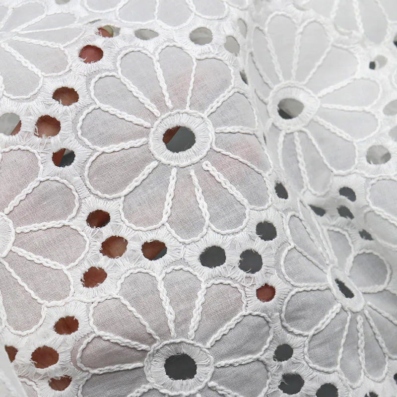 White Cotton Eyelet Lace Fabric YT-q19QSYPD-82 — detail 2