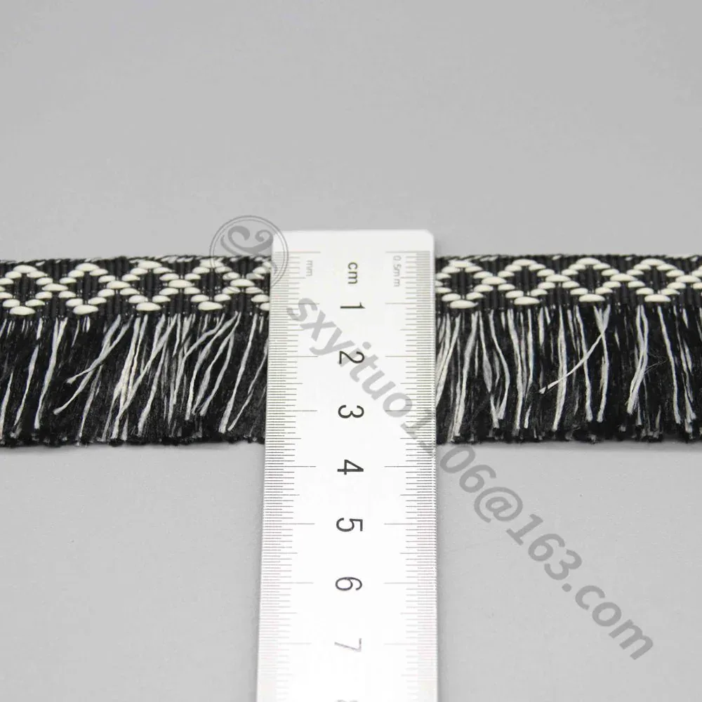 Tira de encaje con flecos y retícula de rombos, 100% poliéster, de 3.5cm, para moda bohemia — detalle del producto Tira de encaje con flecos y retícula de rombos, 100% poliéster, de 3.5cm, para moda bohemia — detalle del producto