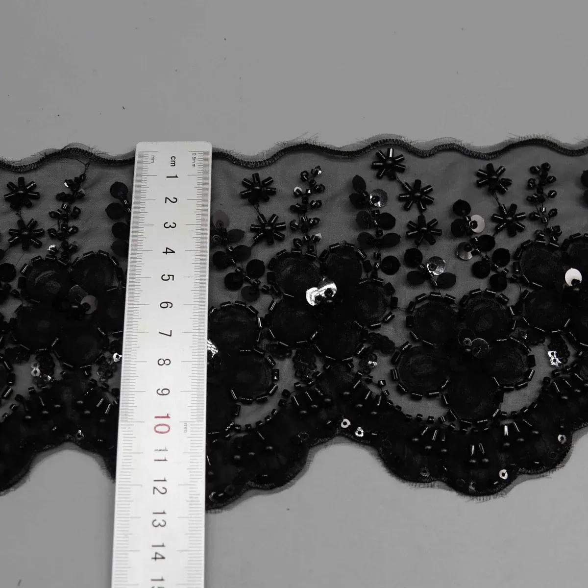 3D-Blumenspitzenborte mit Perlen ab Werk für Couture-Abendmode — Produktdetail 3D-Blumenspitzenborte mit Perlen ab Werk für Couture-Abendmode — Produktdetail