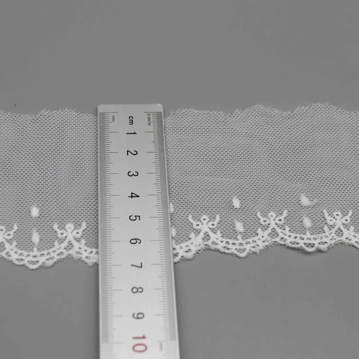 Galon brodé sur résille pour robes de mariée et vêtements, vue de détail du produit 6
