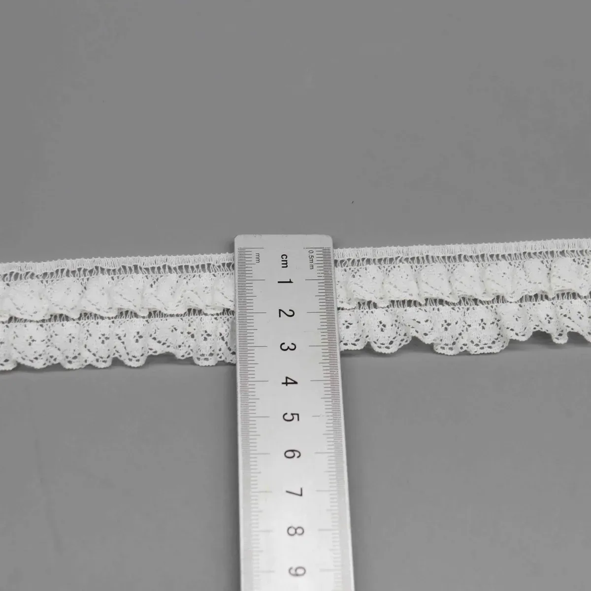 Ruffled Nylon-Cotton Lace for Garment Cuffs and Collars, product detail view 8