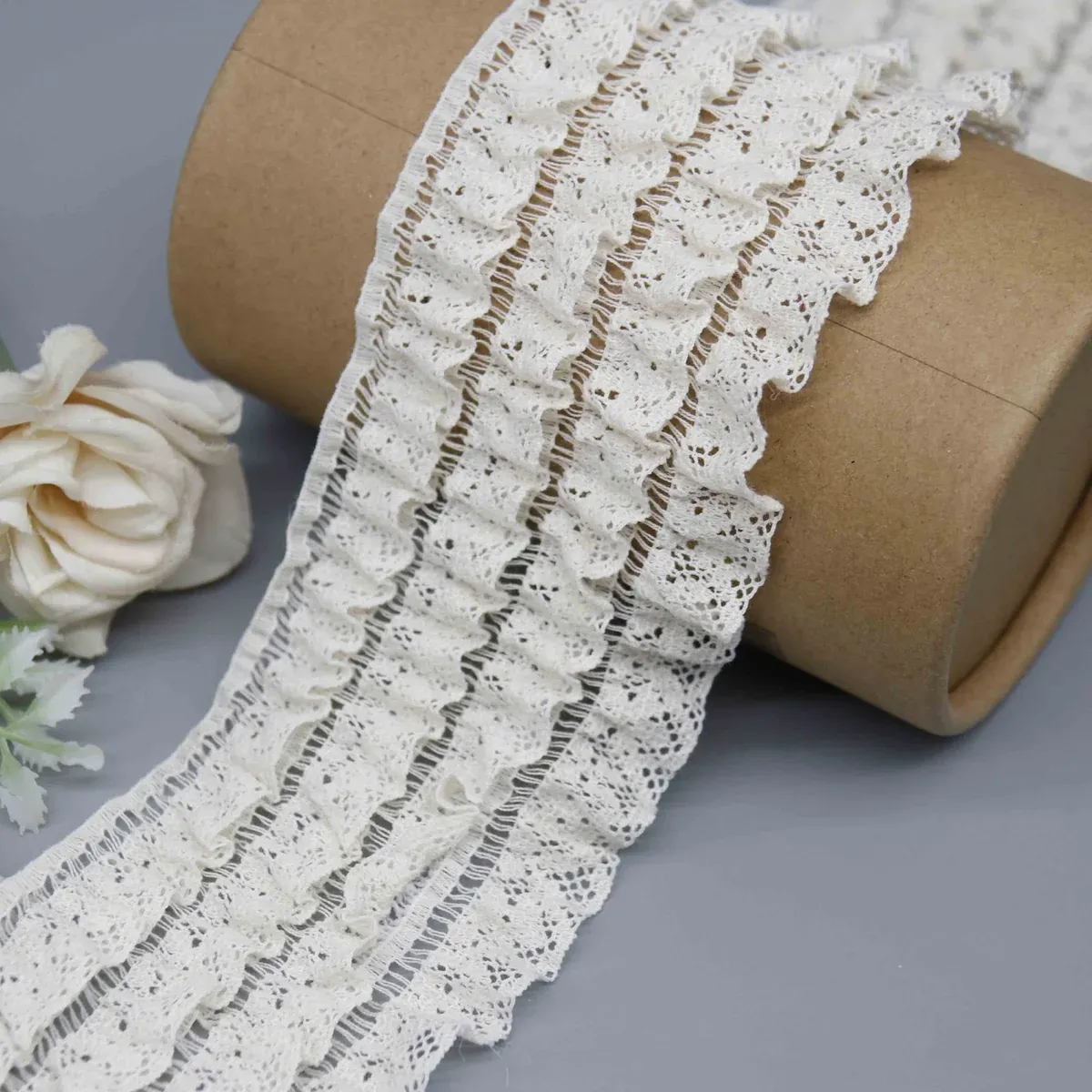 Ruffled Nylon-Cotton Lace for Garment Cuffs and Hems, product detail view 2