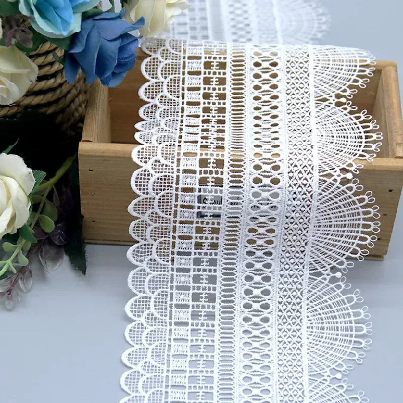 Cathedral Fan 100% Polyester Water Soluble Lace Trim 11.3cm for Bridal & Formal Wear, product detail view 2