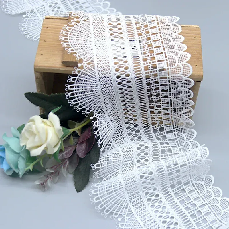 Cathedral Fan 100% Polyester Water Soluble Lace Trim 11.3cm for Bridal & Formal Wear, product detail view 5