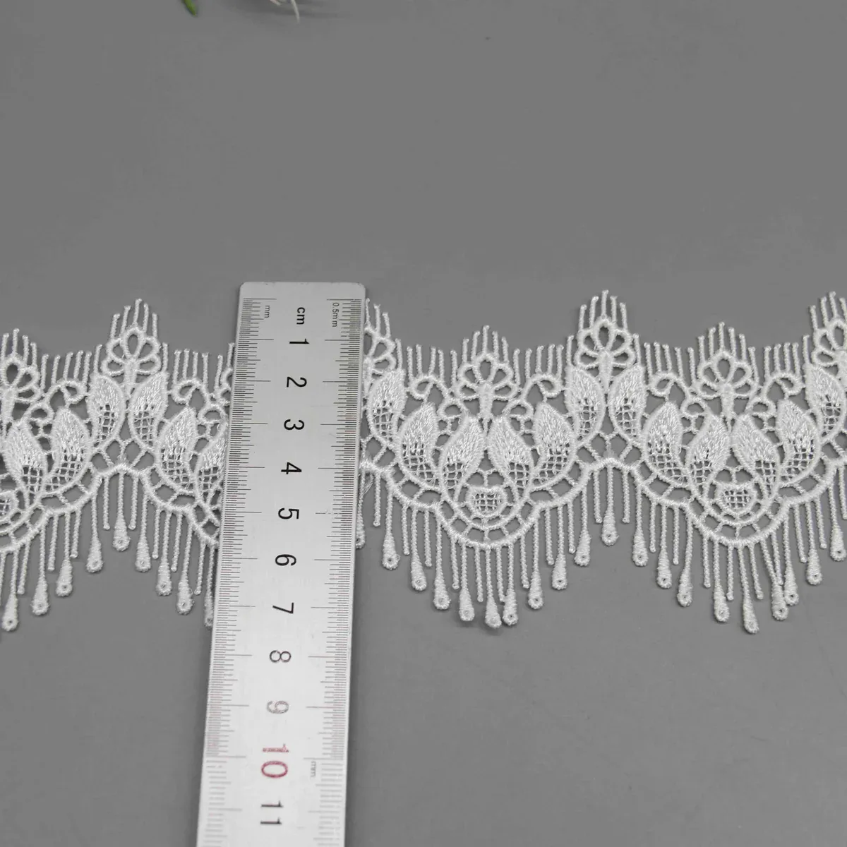 Factory Direct Guipure Lace Trim for Bridal Wear and Home Decor — detail view 2