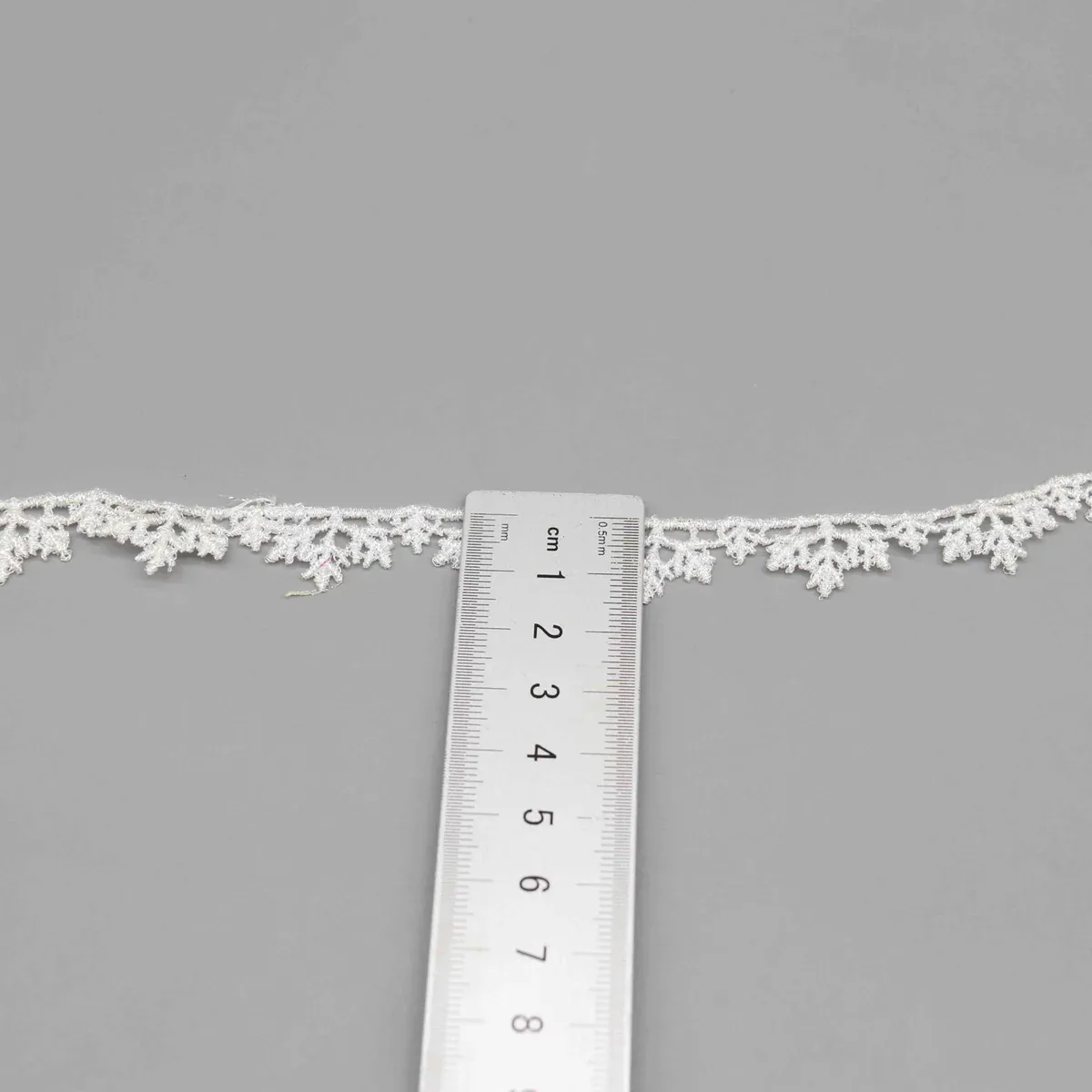 Metallic Guipure Lace Trim — product detail Metallic Guipure Lace Trim — product detail