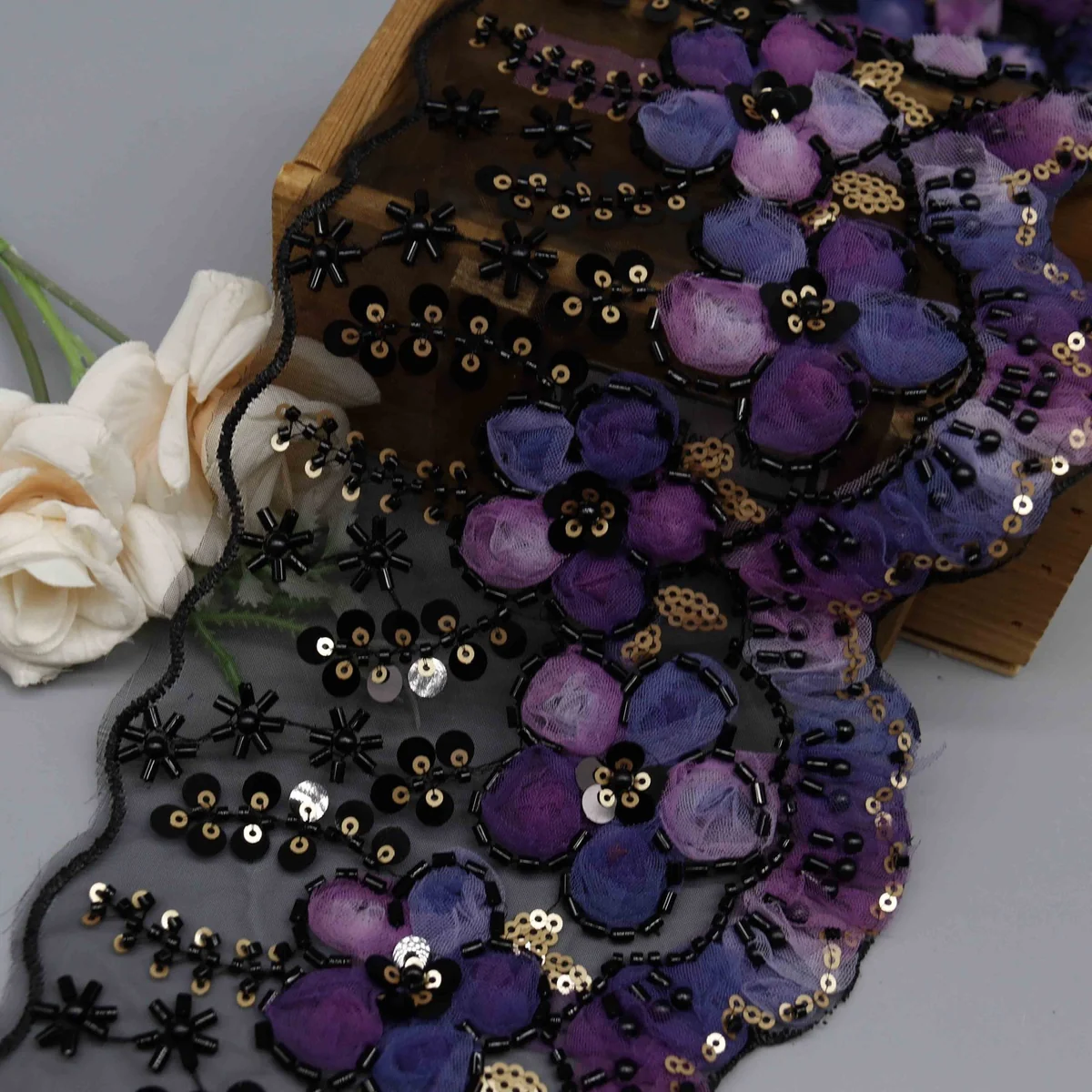Factory Direct 3D Floral Beaded Lace Trim for Couture Gown Embellishment