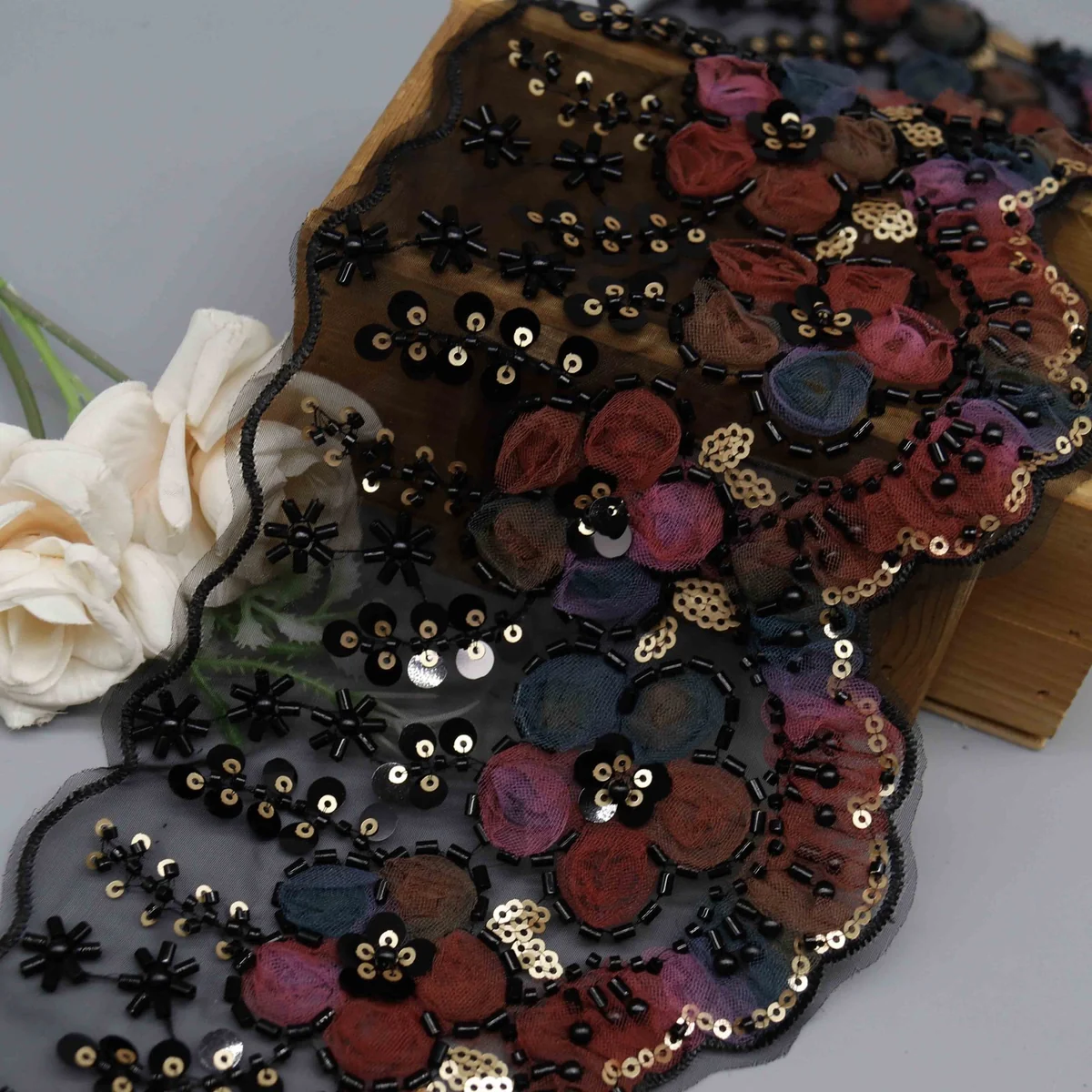 Factory Direct 3D Floral Beaded Lace Trim for Couture Gown Embellishment