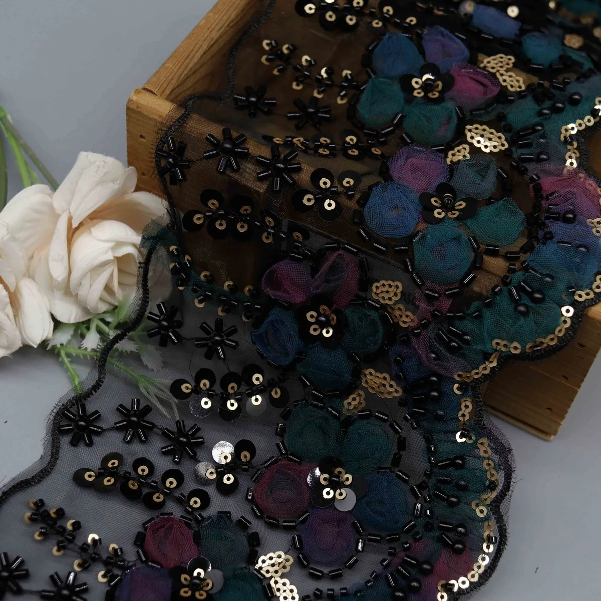 Factory Direct 3D Floral Beaded Lace Trim for Couture Gown Embellishment