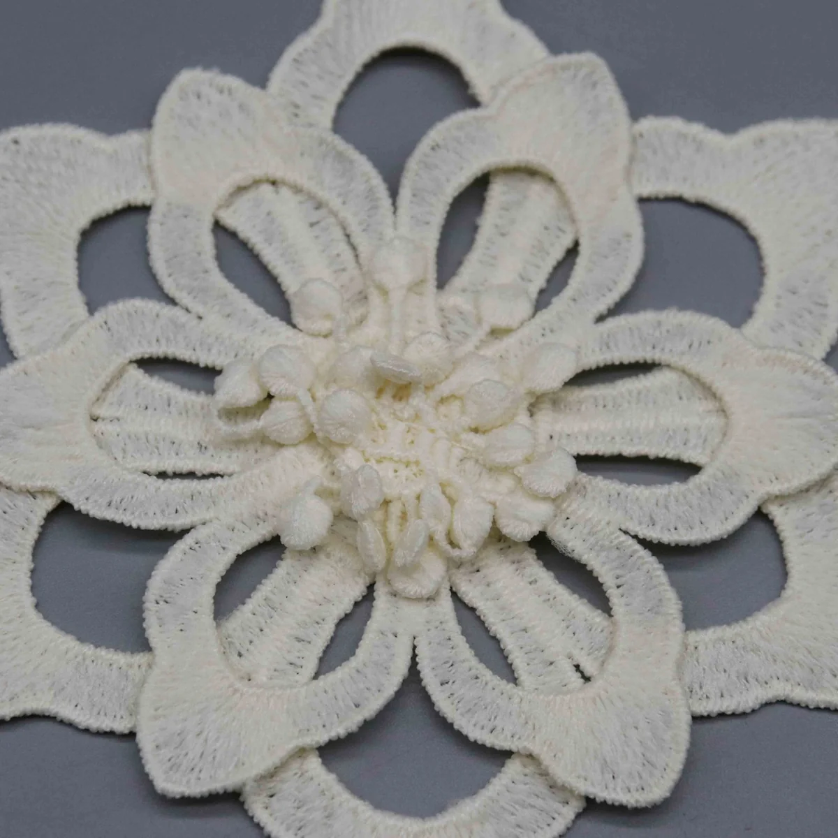 Factory Direct 3D Floral Embroidered Applique for Bridal and Couture Embellishment