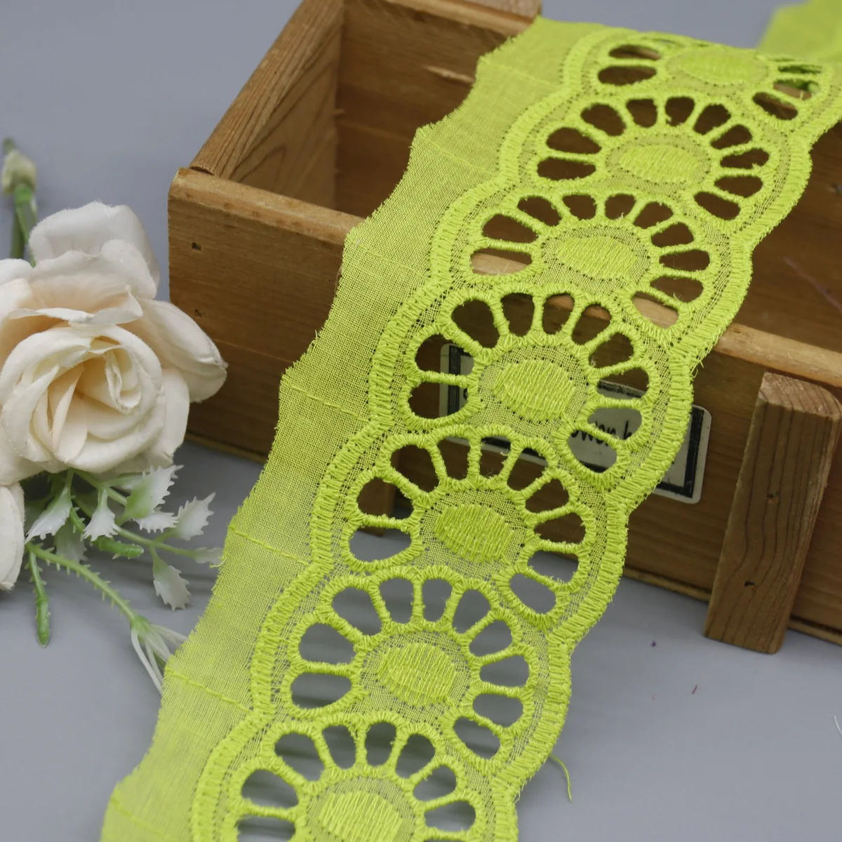 Factory Direct Cotton Lace Trim for Apparel and Crafting