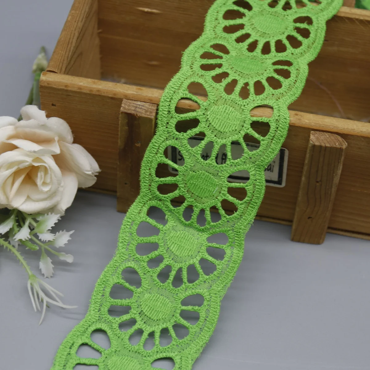 Factory Direct Cotton Lace Trim for Apparel and Crafting
