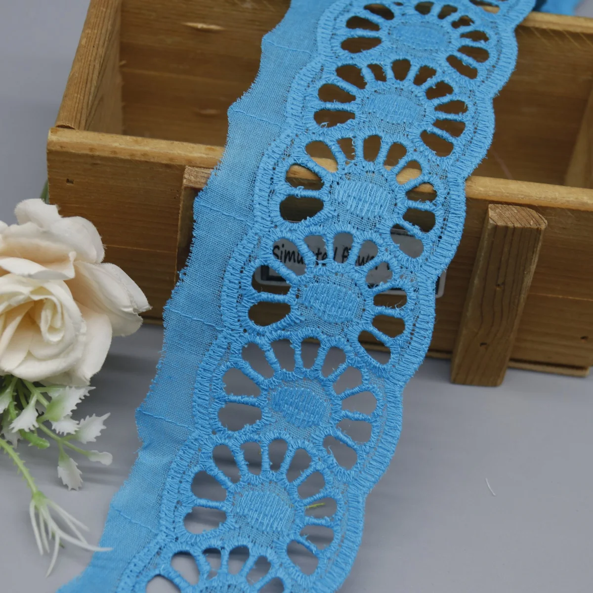 Factory Direct Cotton Lace Trim for Apparel and Crafting
