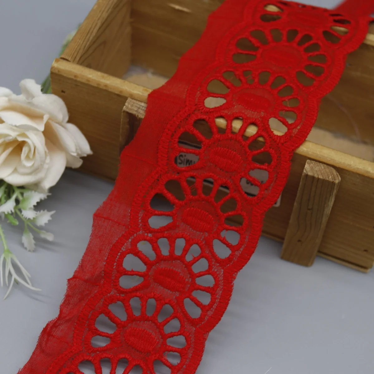 Factory Direct Cotton Lace Trim for Apparel and Crafting
