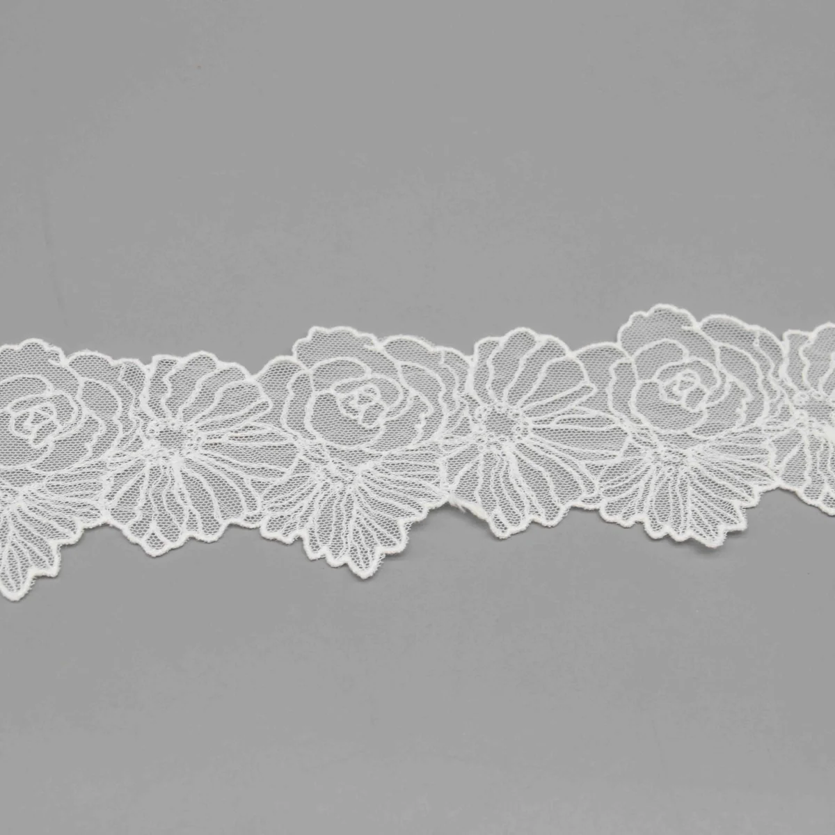 Factory Direct Embroidered Cotton Lace Trim for Bridal Gown Embellishment