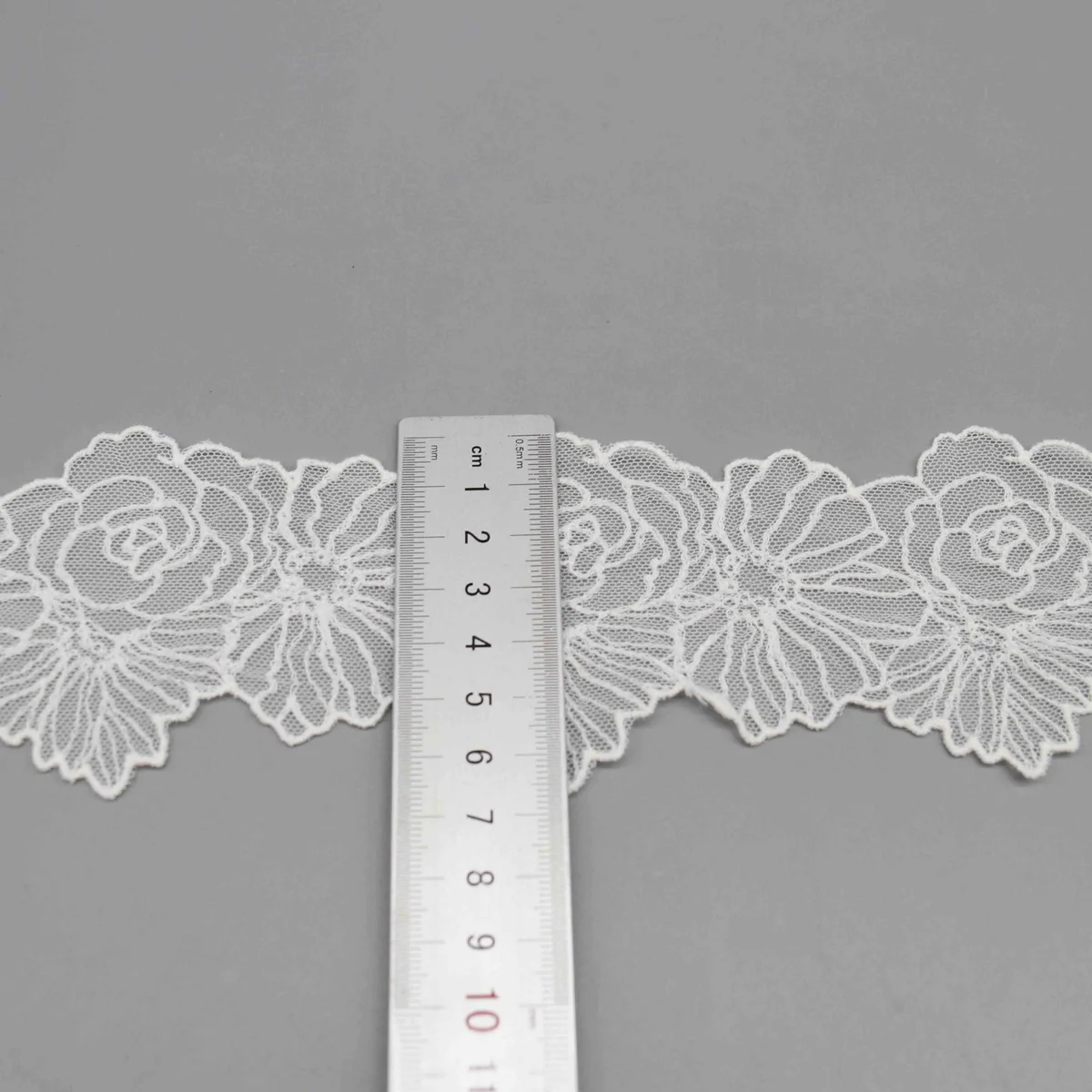 Factory Direct Embroidered Cotton Lace Trim for Bridal Gown Embellishment