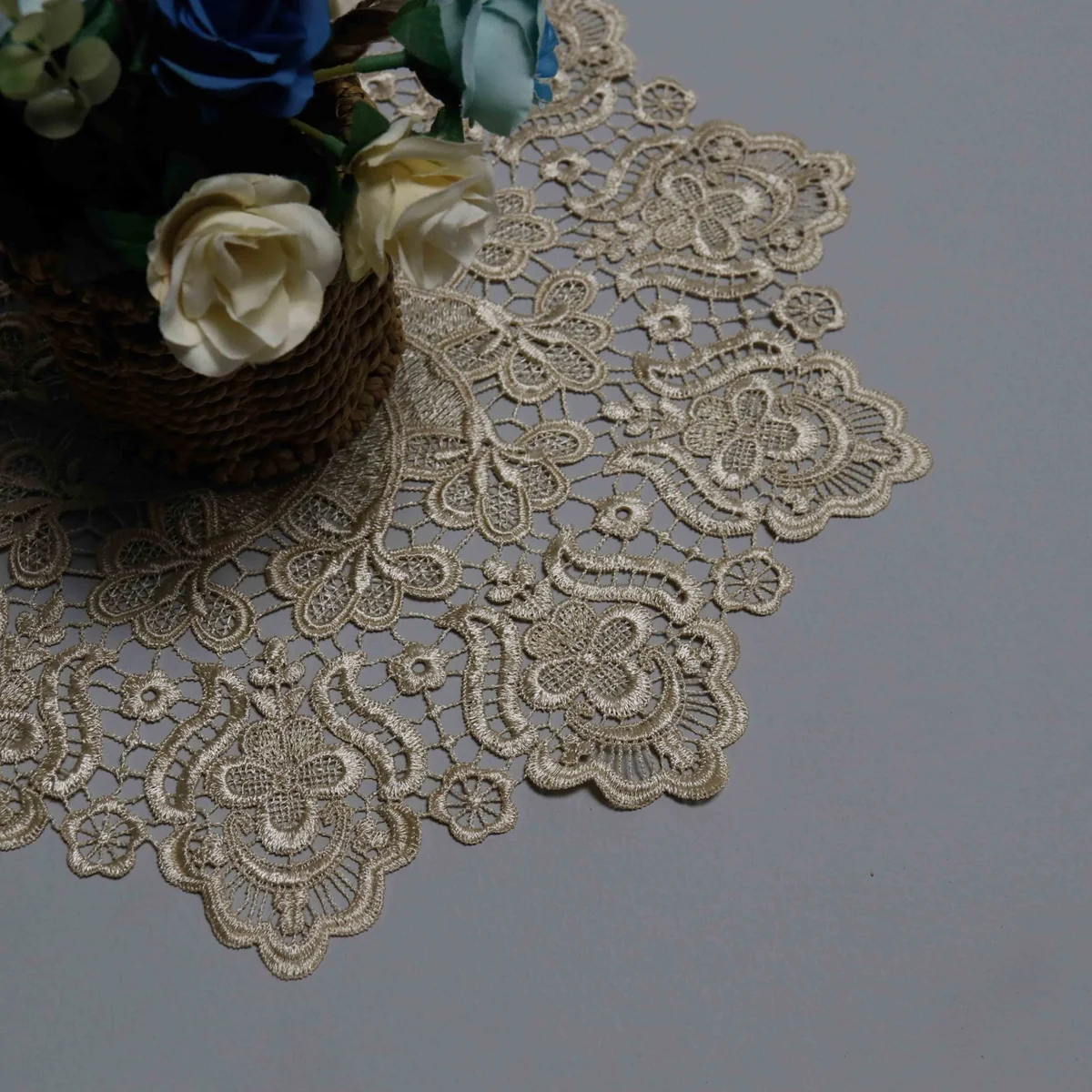 Factory Direct Embroidered Water Soluble Lace for Luxury Placemats and Home Decor