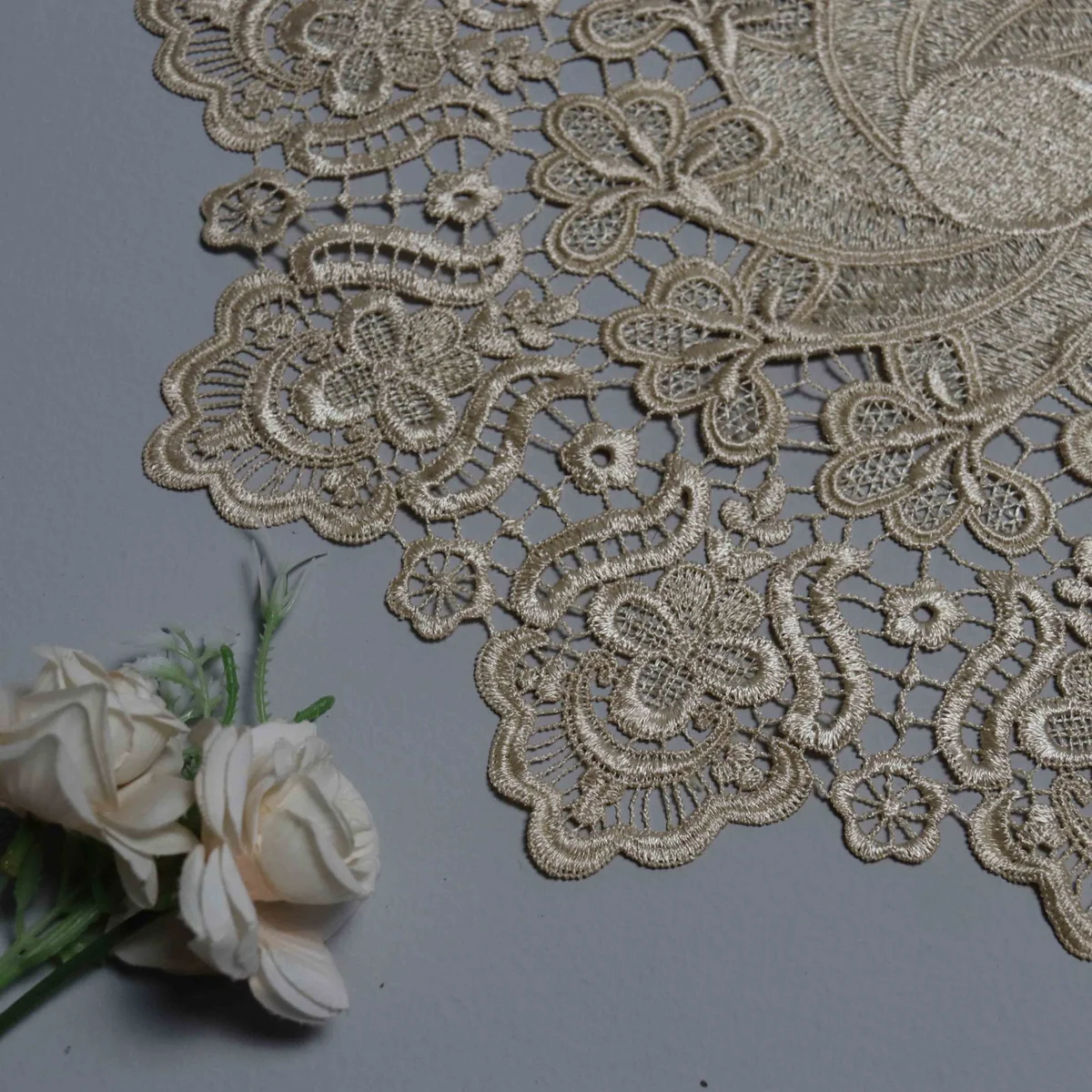 Factory Direct Embroidered Water Soluble Lace for Luxury Placemats and Home Decor