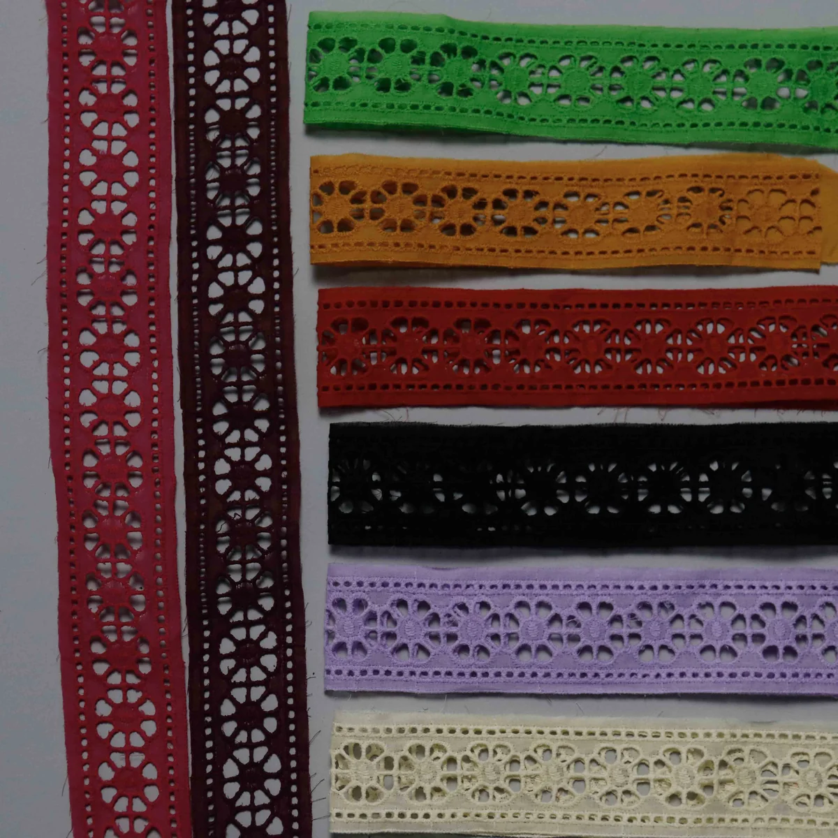 Factory Direct Floral Medallion Cotton Lace Trim for Apparel Edging