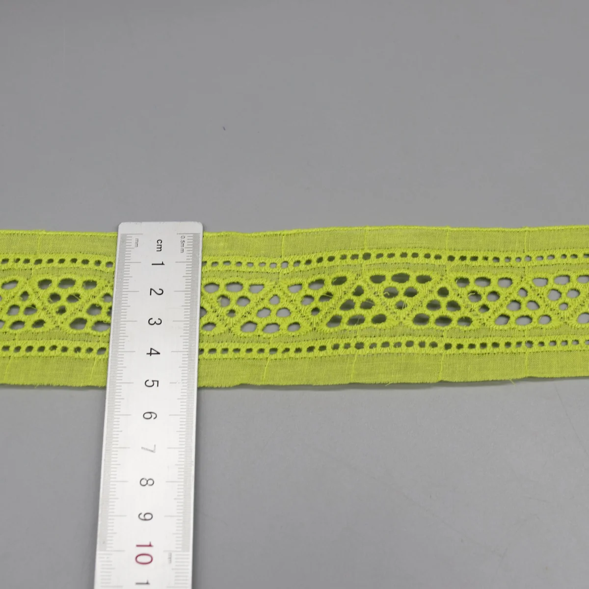 Factory Direct Geometric Cotton Eyelet Lace Trim for Apparel Edging