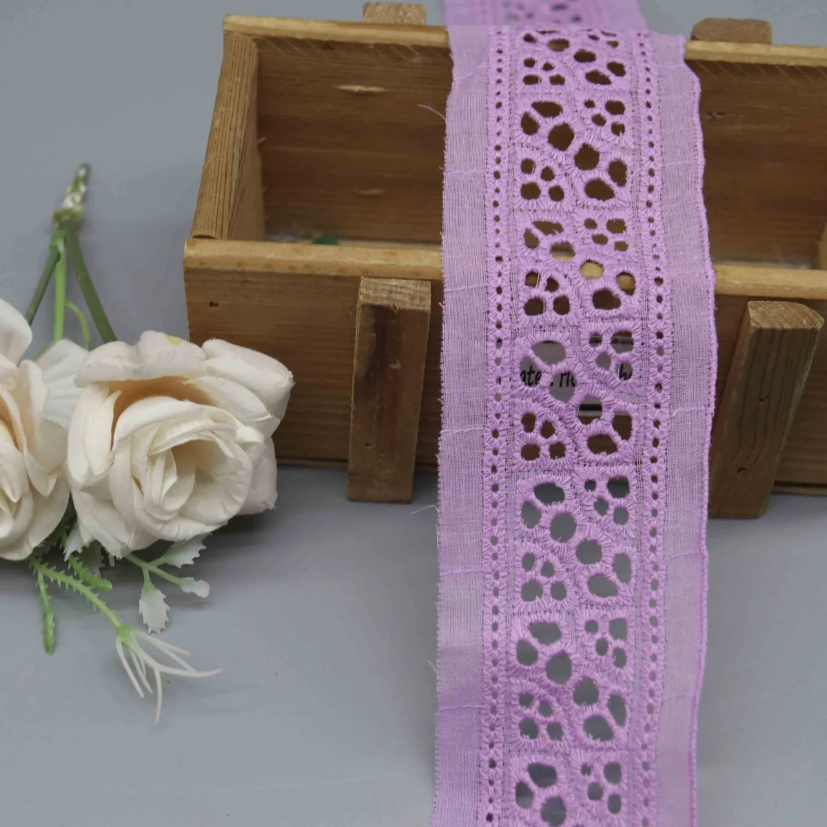 Factory Direct Geometric Eyelet Cotton Lace for Apparel Edging and Home Textiles
