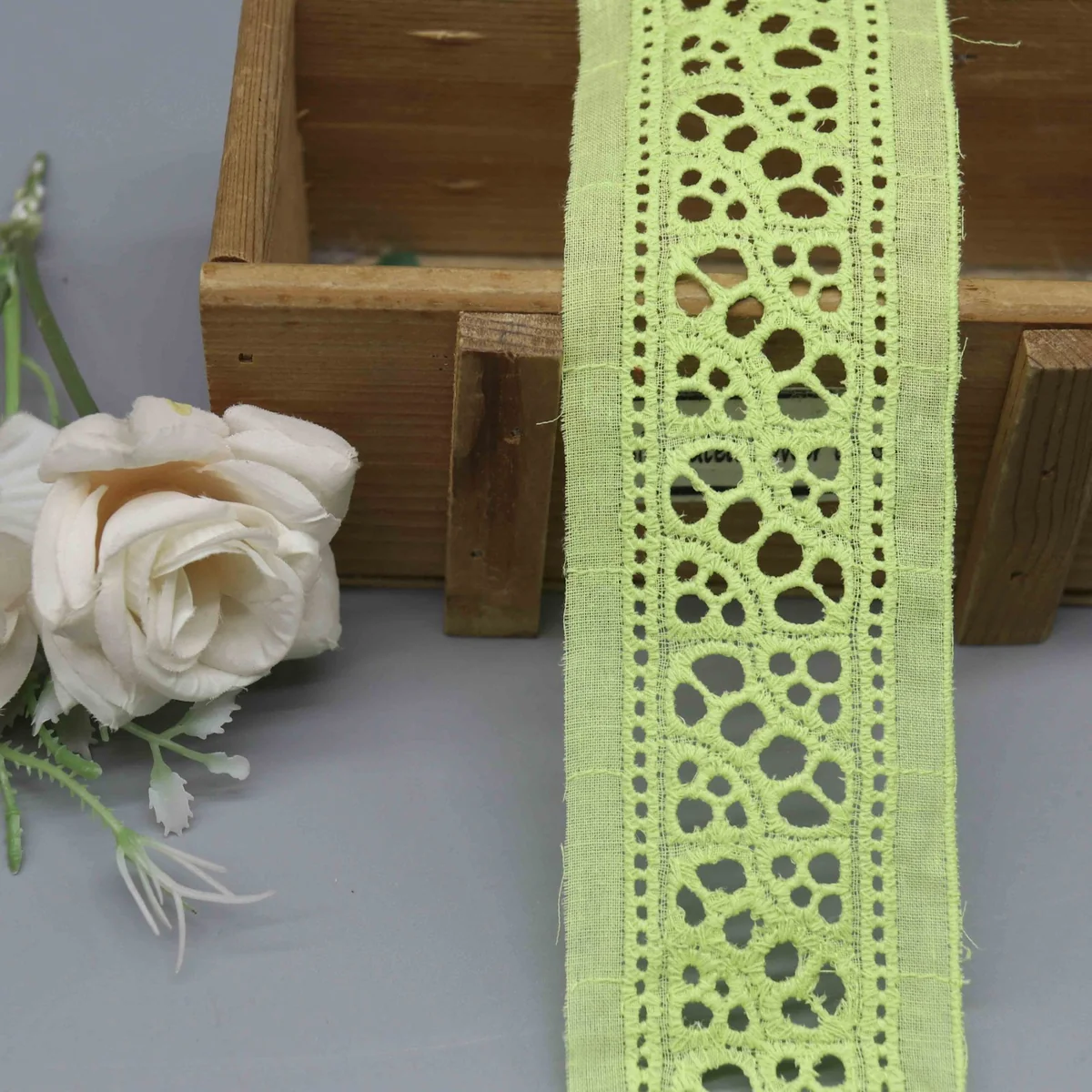 Factory Direct Geometric Eyelet Cotton Lace for Apparel Edging and Home Textiles