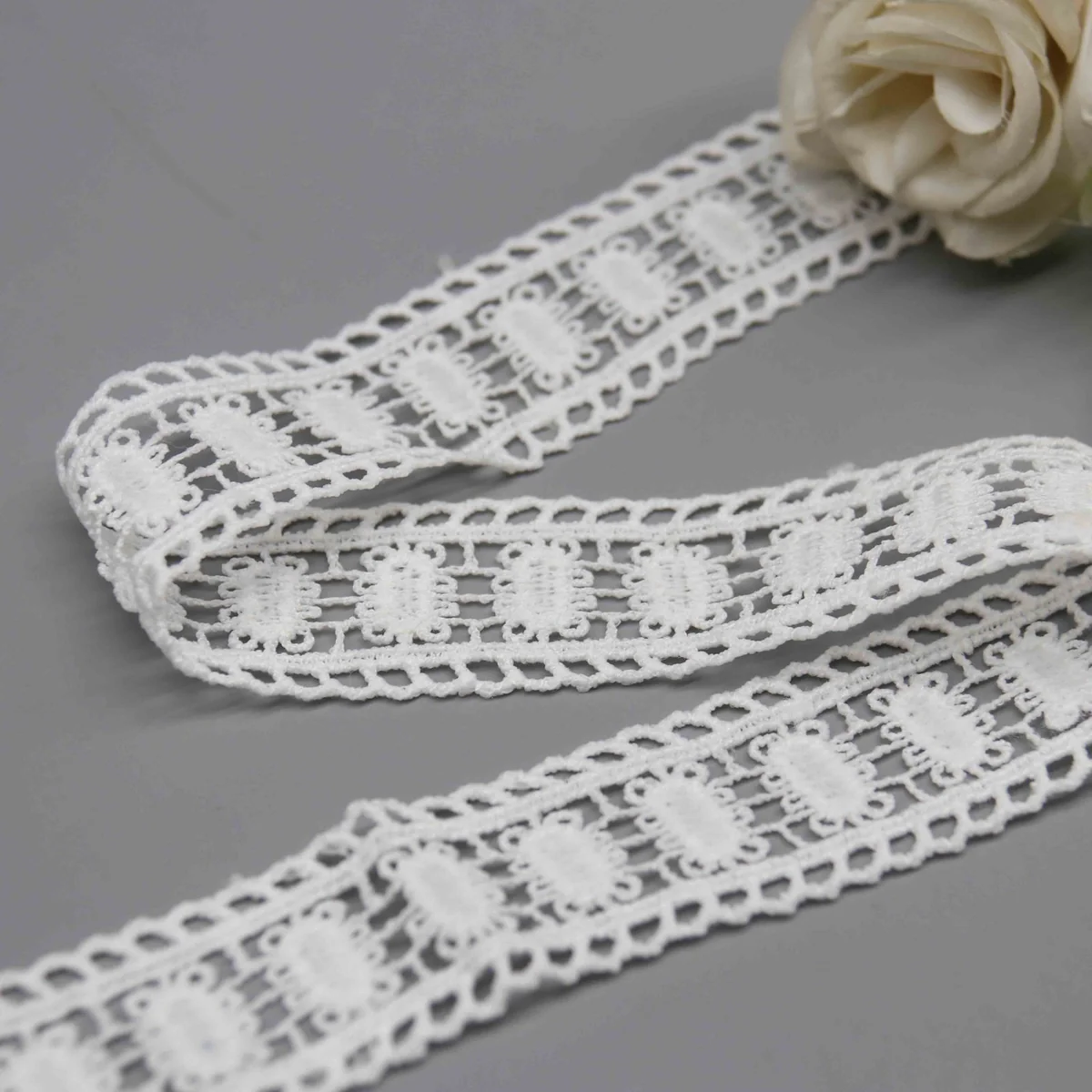 Factory Direct Geometric Water Soluble Lace Trim for Lingerie and Apparel