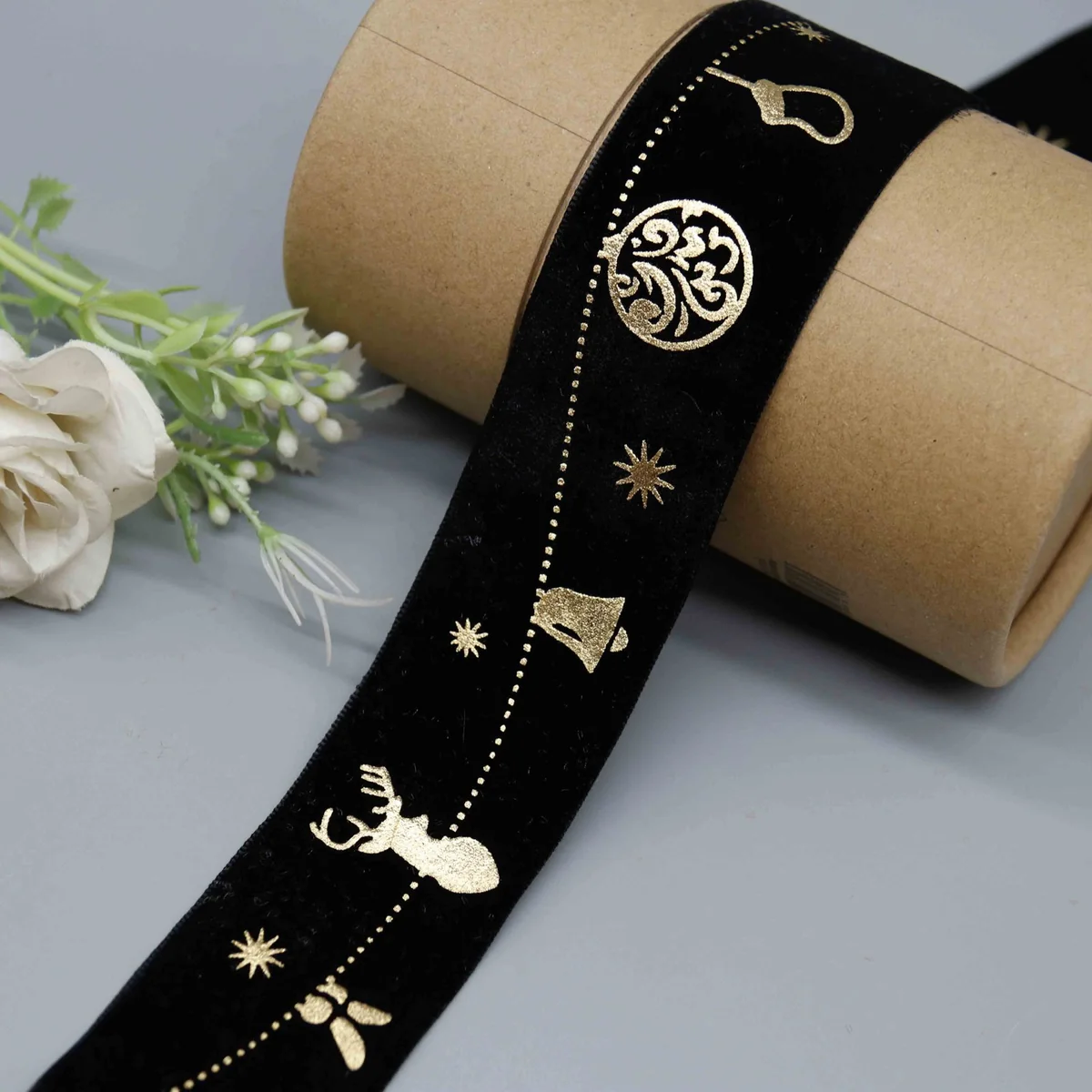 Factory Direct Gold Foil Christmas Velvet Ribbon for Holiday Decoration and Crafts