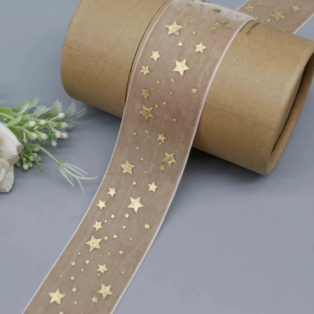 Factory Direct Gold Star Velvet Ribbon for Apparel Trim and Festive Decor