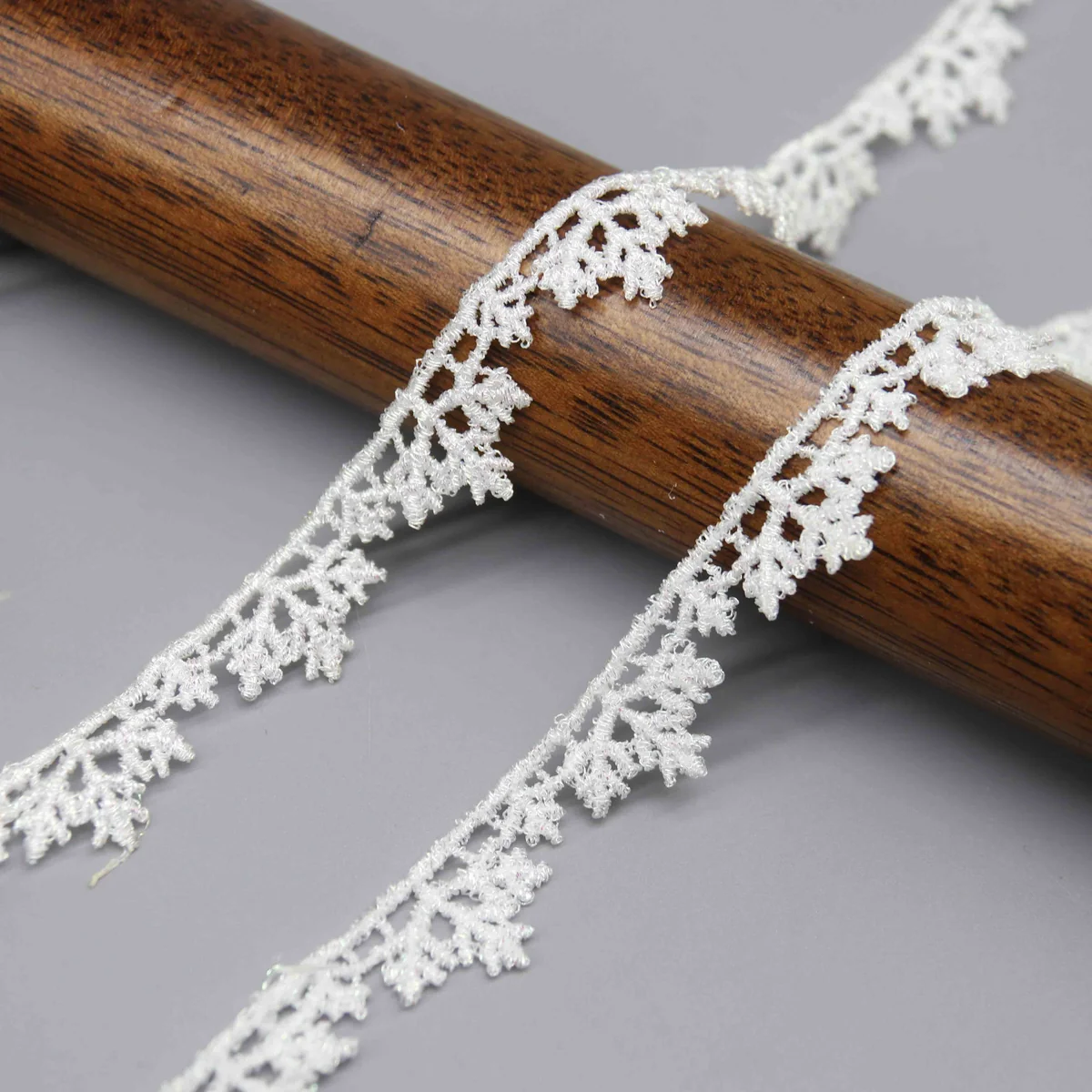 Factory Direct Metallic Guipure Lace Trim for Apparel Edging and Crafts