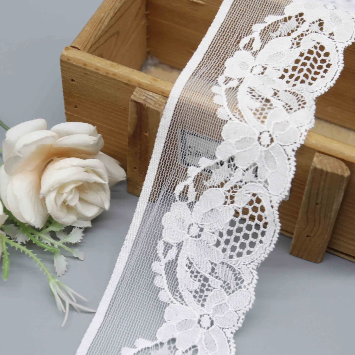 Factory Direct Nylon Cotton Floral Lace Trim for Garment Edging and Lingerie