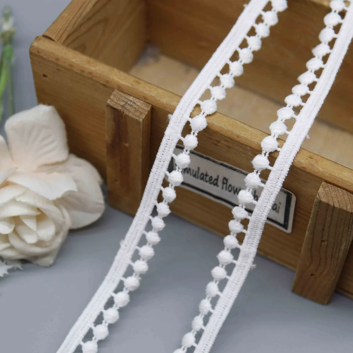 Factory Direct Pompom Trim for Apparel and Home Decor